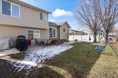 195 E 2325 S, Clearfield, UT 84015 - Photo 32