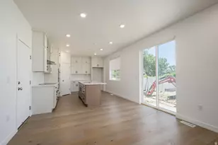6656 S Jefferson St, Murray, UT 84107 - Photo 6