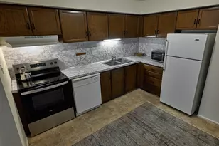 240 E 400 N, Logan, UT 84321 - Photo 8