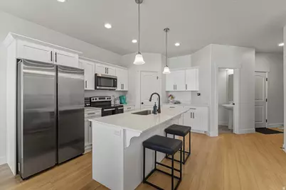 1763 N Blaze Ln, Saratoga Springs, UT 84045 - Photo 2