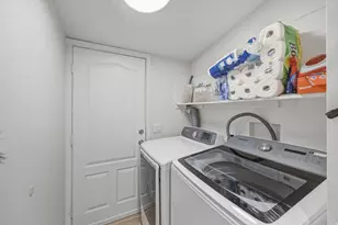 935 E 3000 N, Layton, UT 84040 - Photo 10