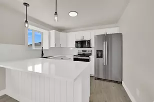 9 W Park Dr, Kaysville, UT 84037 - Photo 12