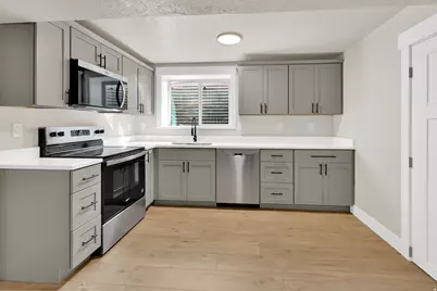 9 W Park Dr, Kaysville, UT 84037 - Photo 28