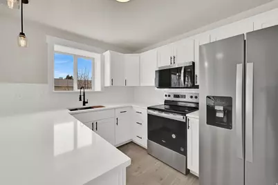 9 W Park Dr, Kaysville, UT 84037 - Photo 10