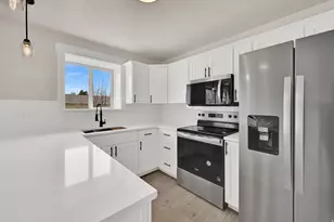 9 W Park Dr, Kaysville, UT 84037 - Photo 10