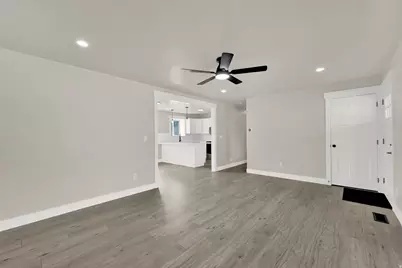 9 W Park Dr, Kaysville, UT 84037 - Photo 6