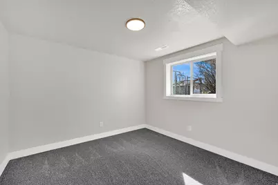 9 W Park Dr, Kaysville, UT 84037 - Photo 32