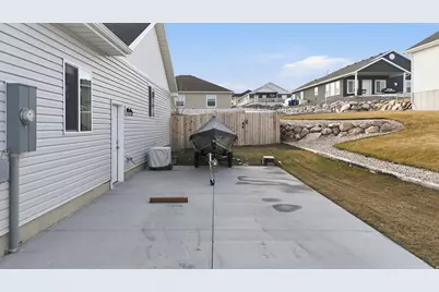 1175 N 2650 W, Tremonton, UT 84337 - Photo 24