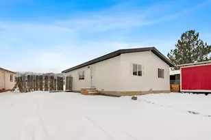 810 E 200 S, Mount Pleasant, UT 84647 - Photo 2
