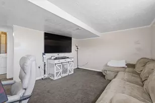 311 W 5200 S, Washington Terrace, UT 84405 - Photo 26