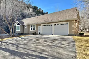 7737 W Sawtooth Cv N, Vernal, UT 84078 - Photo 2