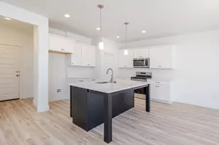 913 N 4020 W, Lehi, UT 84048 - Photo 8