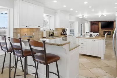 5554 S White Springs Dr, Murray, UT 84123 - Photo 2