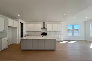 3019 N Kingbird Dr, Eagle Mountain, UT 84005 - Photo 2