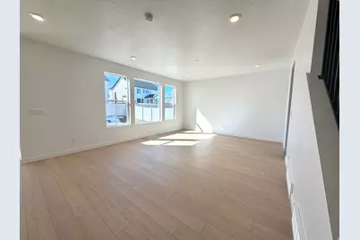 3019 N Kingbird Dr #404, Eagle Mountain, UT 84005 - Photo 6