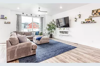 11661 S Skyward Rd W, South Jordan, UT 84009 - Photo 4