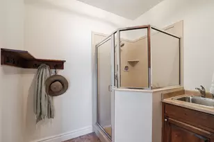 11597 N Sunset Hills Dr, Highland, UT 84003 - Photo 24