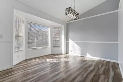 5244 W Shaggy Peak Dr, Riverton, UT 84096 - Photo 4