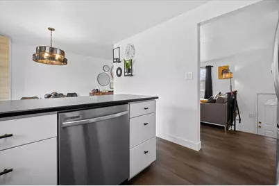 10491 S Amaryllis Dr E, Sandy, UT 84094 - Photo 10