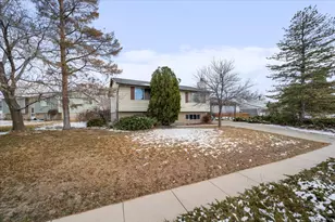 10491 S Amaryllis Dr E, Sandy, UT 84094 - Photo 24