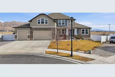 4700 N Mount Waas, Eagle Mountain, UT 84005 - Photo 2
