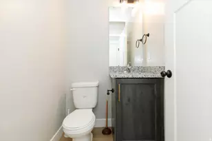 226 S 600 W, Logan, UT 84321 - Photo 8