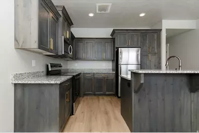 226 S 600 W, Logan, UT 84321 - Photo 6