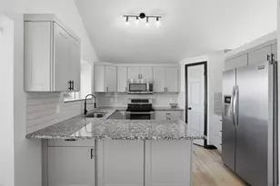 3546 W 7980 S, West Jordan, UT 84088 - Photo 8