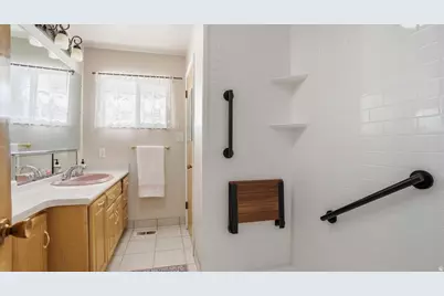 275 S 100 E, Heber City, UT 84032 - Photo 12