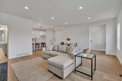 330 E 7635 S, Sandy, UT 84047 - Photo 10