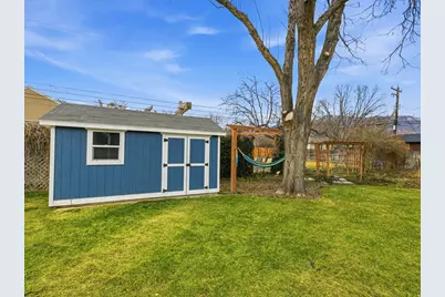 319 E Harvard Cir, American Fork, UT 84003 - Photo 8