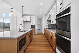 1036 W Serviceberry St, Saratoga Springs, UT 84045 - Photo 14