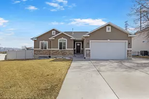 6213 S Wakefield Way, West Valley, UT 84118 - Photo 1