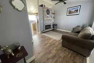 2376 S 2885 W, Syracuse, UT 84075 - Photo 2