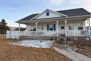 1374 E Falcon Ln, Eagle Mountain, UT 84005 - Photo 22