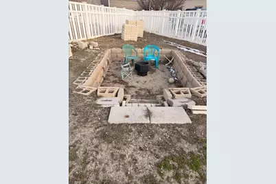 1374 E Falcon Ln, Eagle Mountain, UT 84005 - Photo 10