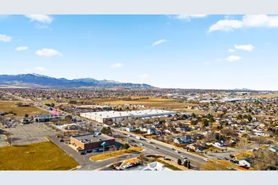 9073 S Elmhearst Dr W, West Jordan, UT 84088 - Photo 52