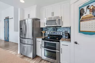 758 N Pinnacle Ln W, Saratoga Springs, UT 84045 - Photo 18