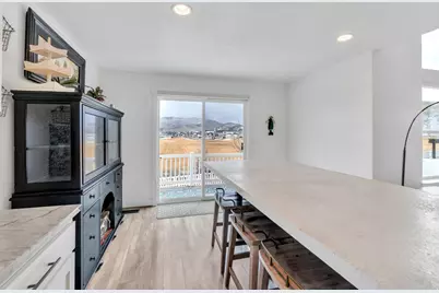 758 N Pinnacle Ln W, Saratoga Springs, UT 84045 - Photo 20