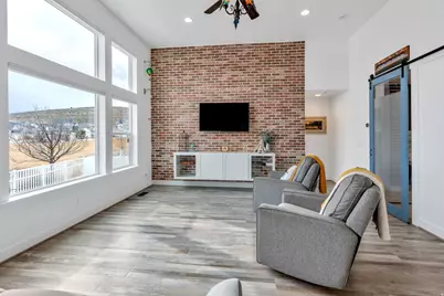 758 N Pinnacle Ln W, Saratoga Springs, UT 84045 - Photo 14