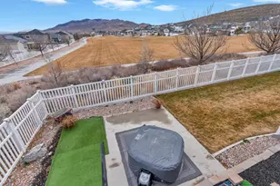 758 N Pinnacle Ln W, Saratoga Springs, UT 84045 - Photo 30