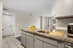 1228 E Waterside Cv S, Cottonwood Heights, UT 84047 - Photo 8