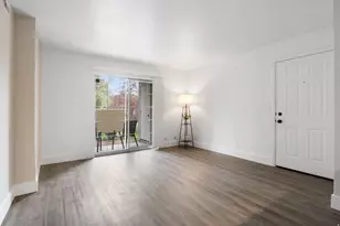 1228 E Waterside Cv S, Cottonwood Heights, UT 84047 - Photo 2