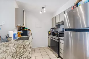 1228 E Waterside Cv S, Cottonwood Heights, UT 84047 - Photo 6