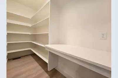 1019 W 200 N, Clearfield, UT 84015 - Photo 6