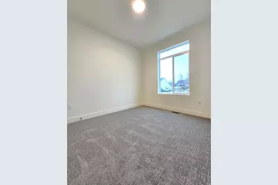 1019 W 200 N, Clearfield, UT 84015 - Photo 16