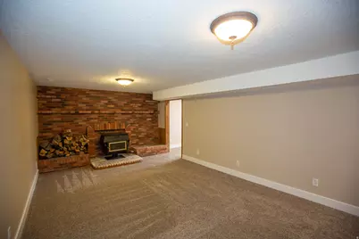 264 E 700 N, Harrisville, UT 84404 - Photo 24