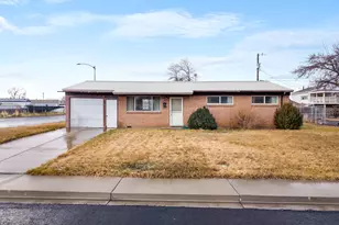 942 Sage Creek Cir, Springville, UT 84663 - Photo 1