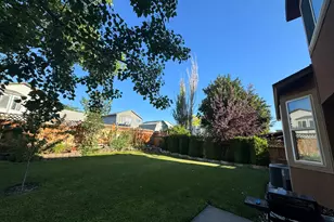 6022 S Park Wood Dr W, Kearns, UT 84118 - Photo 6