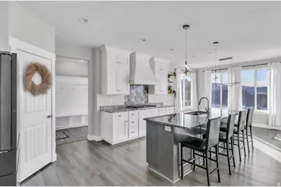 1033 N Christley Ln, Elk Ridge, UT 84651 - Photo 30